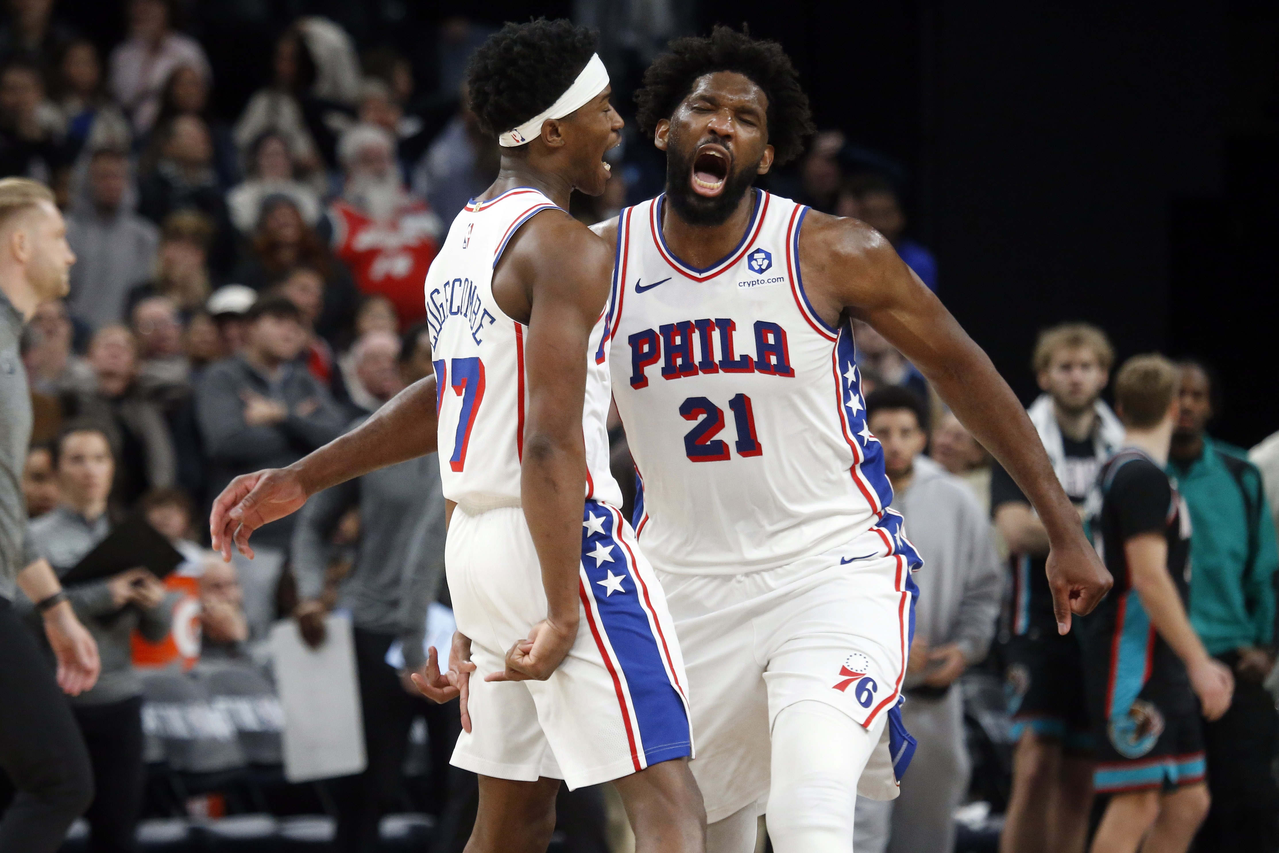 kaiyun-埃奇库姆：媒体渲染得好像恩比德不想打球一样 他可是在带伤作战