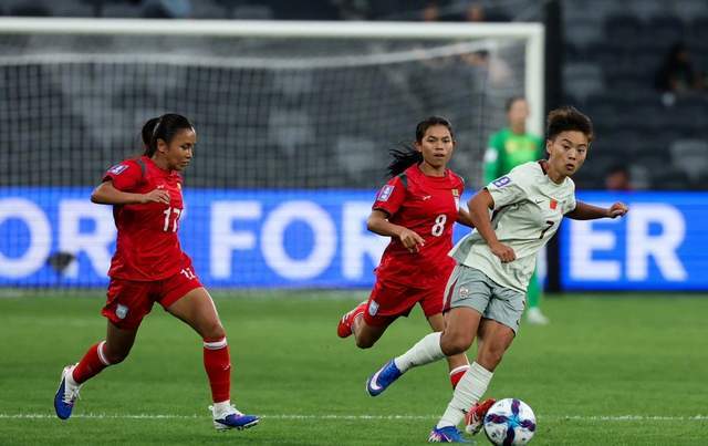 kaiyun-女足亚洲杯！2-0，王霜世界波吊射！中国队开门红，击败孟加拉国